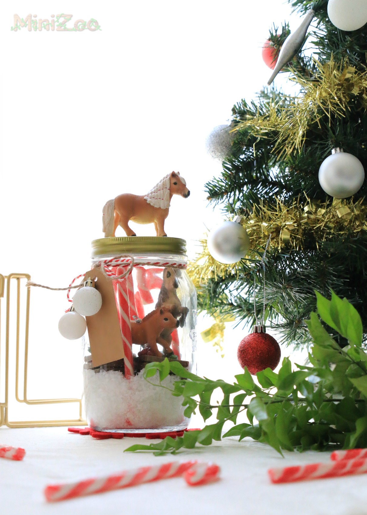 christmas-horse-jar